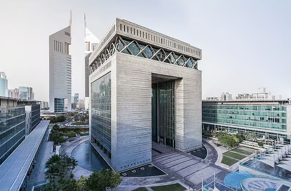 IMF sees UAE economy set for strong rebound in 2027, projects 7.7% growth